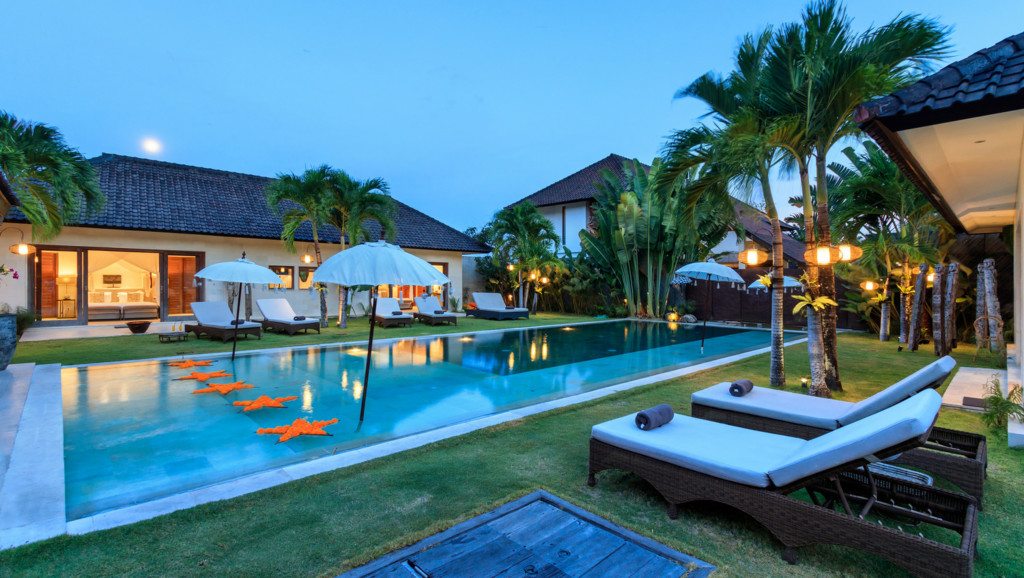 Abaca Villas   Seminyak  Bali  16 chambres Meilleur 