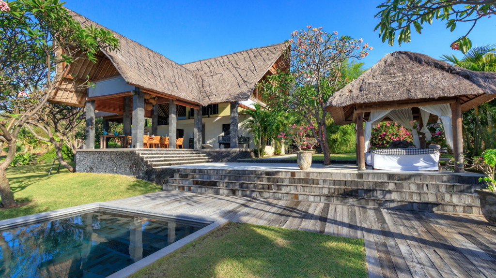 Jeda Villas  in Pemuteran Bali  8 bedrooms Best Price 