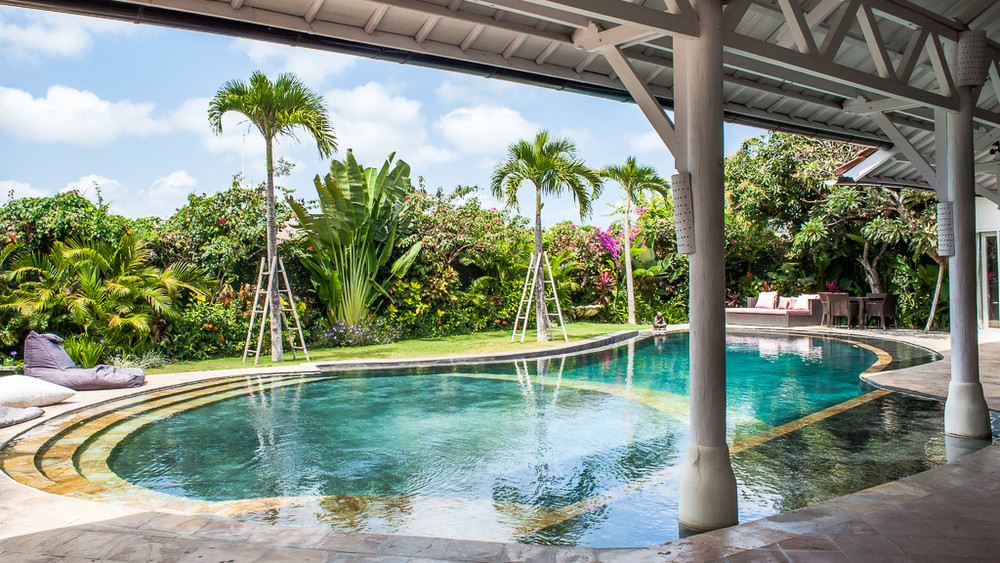 villa oberoi seminyak