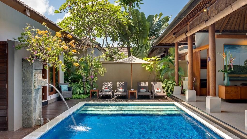 Lakshmi Villa Toba in Seminyak, Bali (2 bedrooms) - Best Price & Reviews!