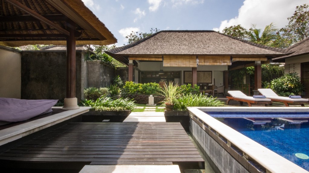 Villa Alex in Seminyak, Bali (2 bedrooms) - Best Price & Reviews!