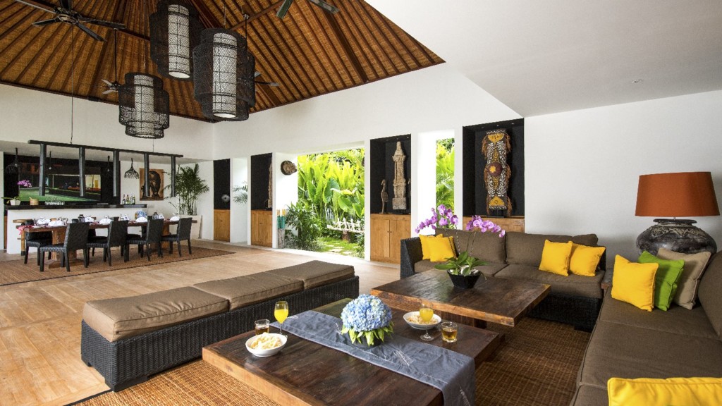 Villa Anam in Seminyak, Bali (10 bedrooms) - Best Price & Reviews!