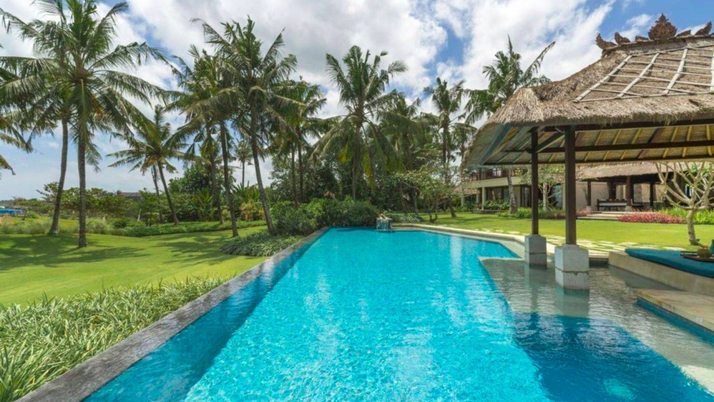 Villa Arika in Canggu, Bali (4 bedrooms) - Best Price & Reviews!