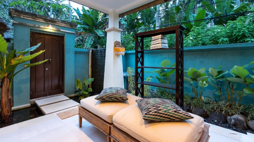 Villa Gils In Candidasa, Bali (4 Bedrooms) - Best Price & Reviews!