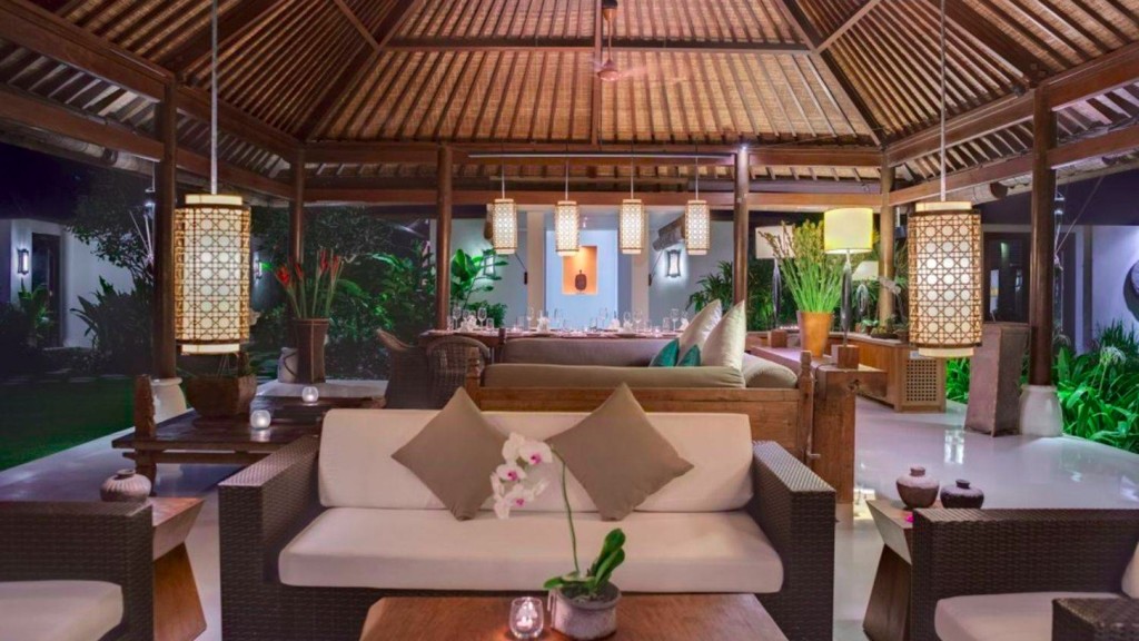 Villa Jagaditha in Canggu, Bali - 6 bedrooms - Best Price Guarantee