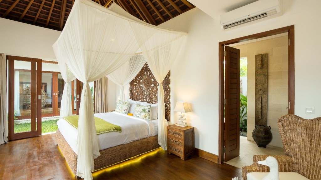 Villa Naty in Umalas, Bali (6 bedrooms) - Best Price & Reviews!