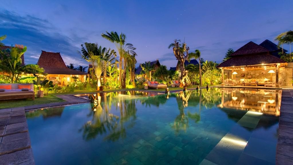 Villa Zelie in Canggu, Bali - 5 bedrooms - Best Price Guarantee