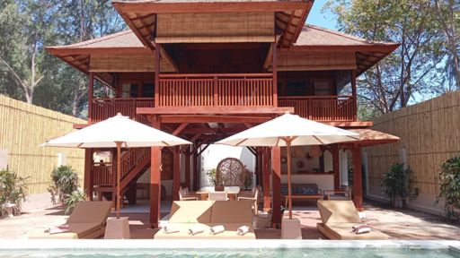 Gili Beach Resort Villa Tiga