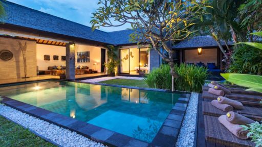 Villa Anjali Blue in Seminyak, Bali (4 bedrooms) - Best Price & Reviews!