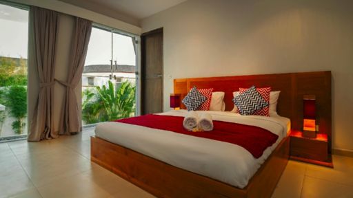 Villa Cloud Nine In Seminyak Bali 4 Bedrooms Best Price - 