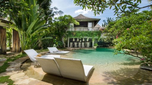 Villa Jempiring in Seminyak, Bali (5 bedrooms) - Best Price & Reviews!