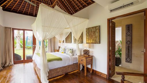 Villa Naty in Umalas, Bali (6 bedrooms) - Best Price & Reviews!