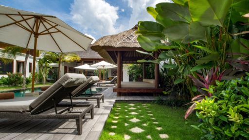 Villa Tangram in Seminyak, Bali (6 bedrooms) - Best Price & Reviews!