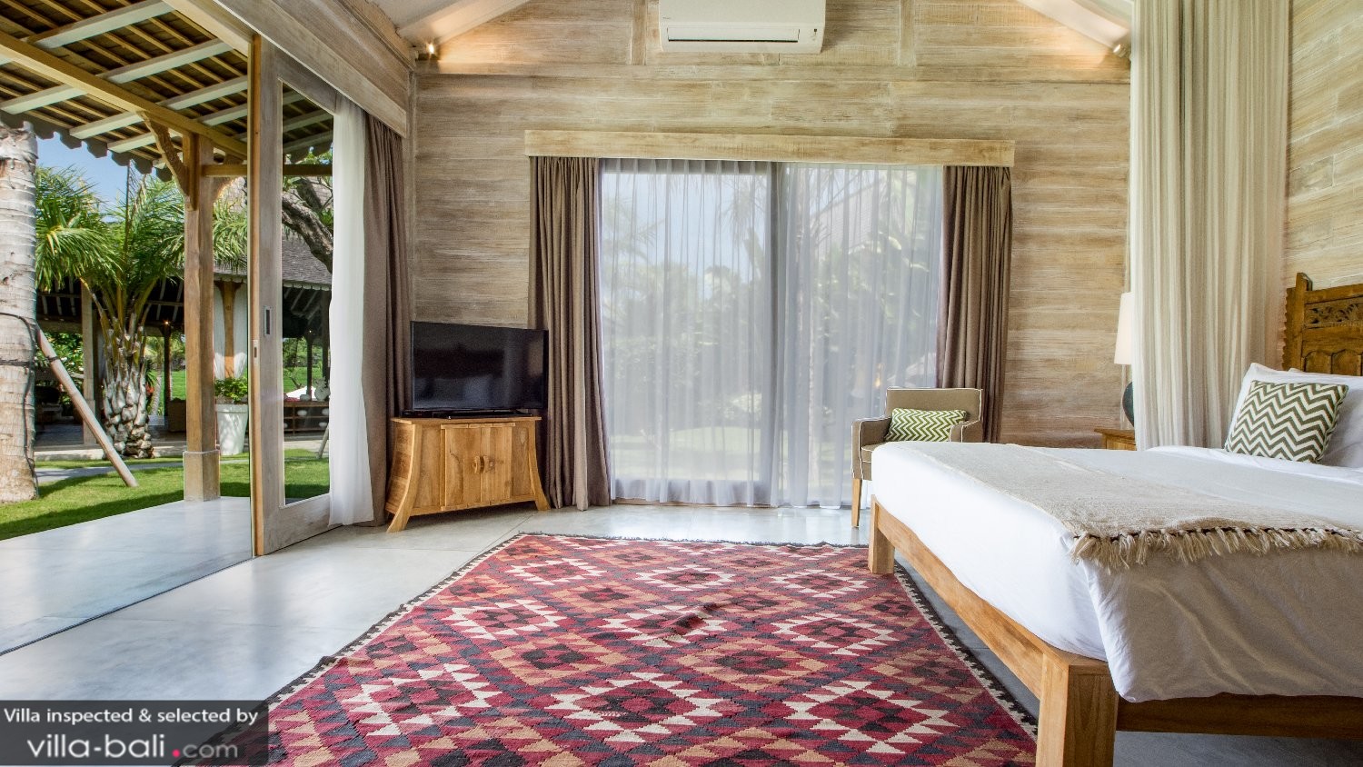Mannao estate in kerobokan, bali 12 slaapkamers Kleuren slaapkamer muur