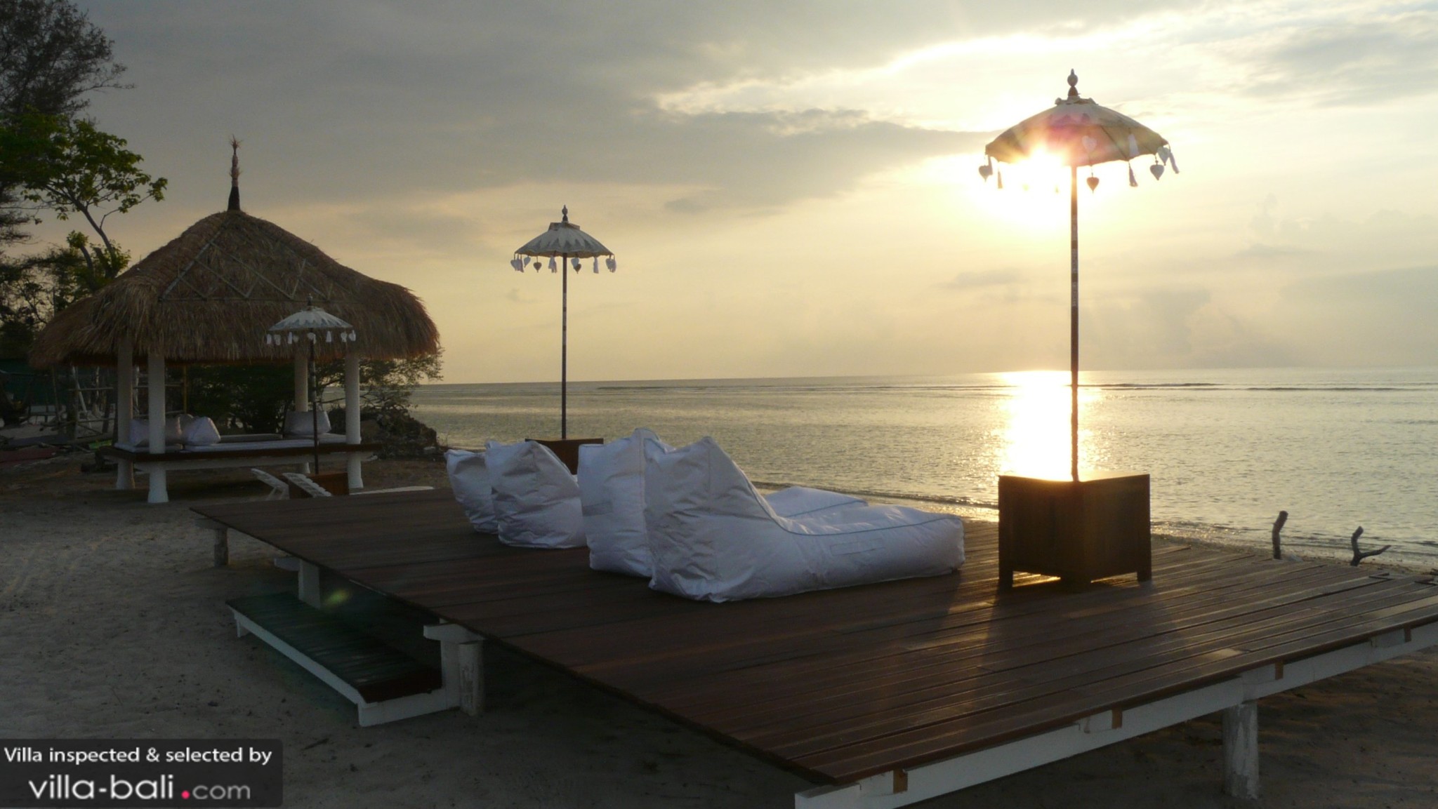 Best Price on Villa Gili Bali Beach in Gili islands, Bali (5 bedrooms