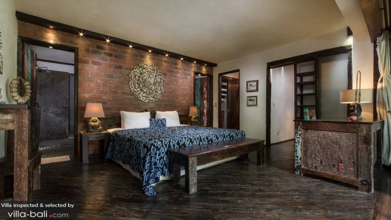Villa jempiring in seminyak, bali 5 schlafzimmer Schmales babybett
