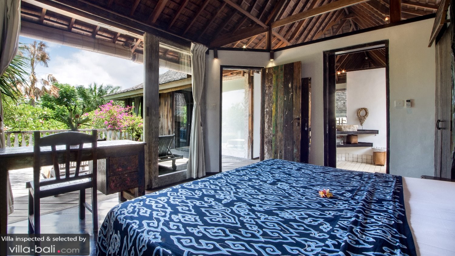 Villa jempiring in seminyak, bali 5 schlafzimmer Schmales babybett