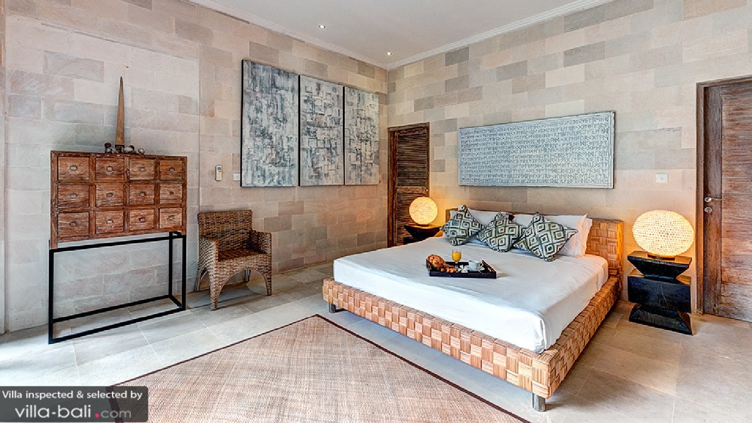 Villa massilia tiga i seminyak, bali 3 sovrum