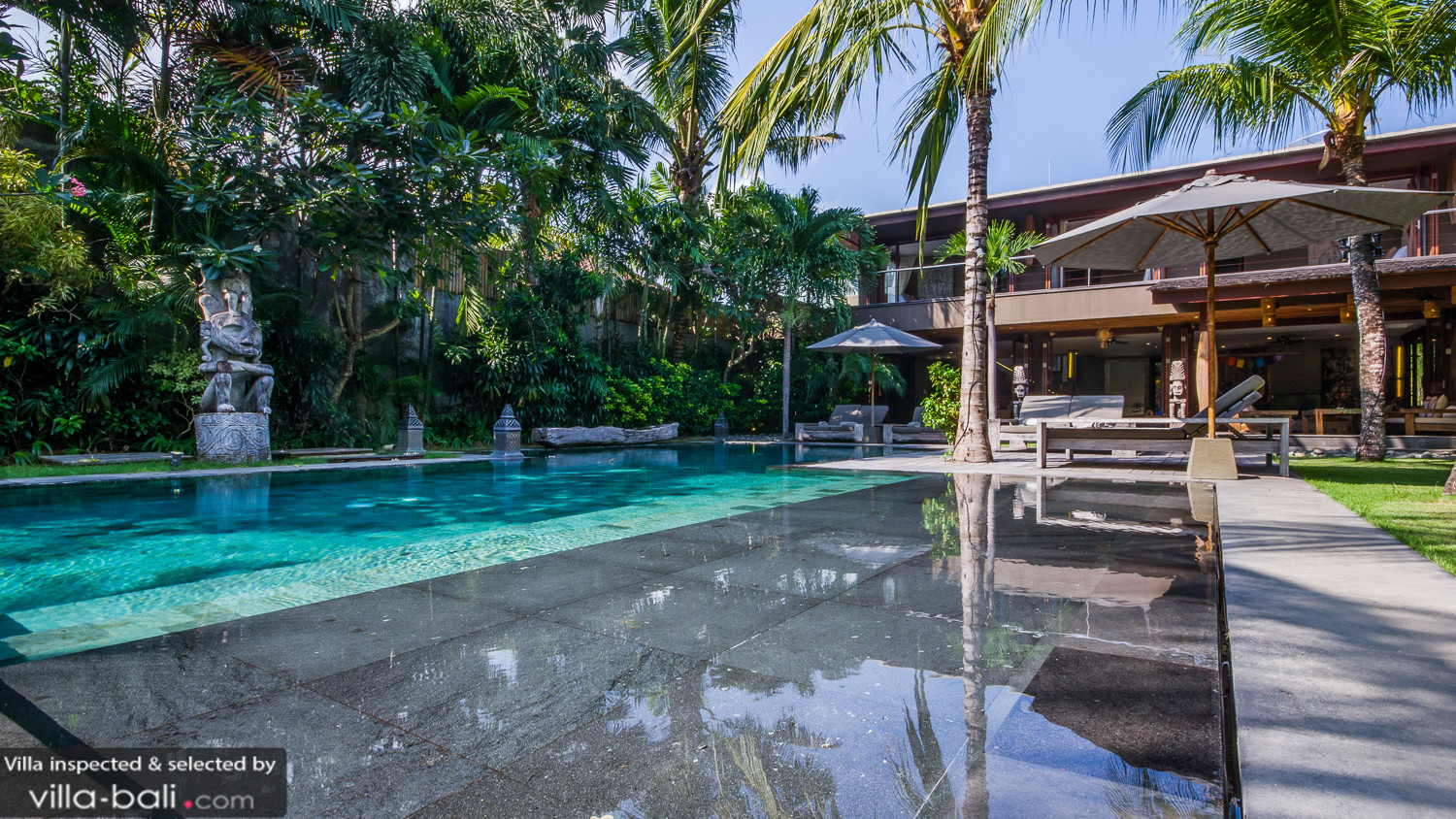 Villa Yoga in Seminyak, Bali - 7 bedrooms - Best Price ...