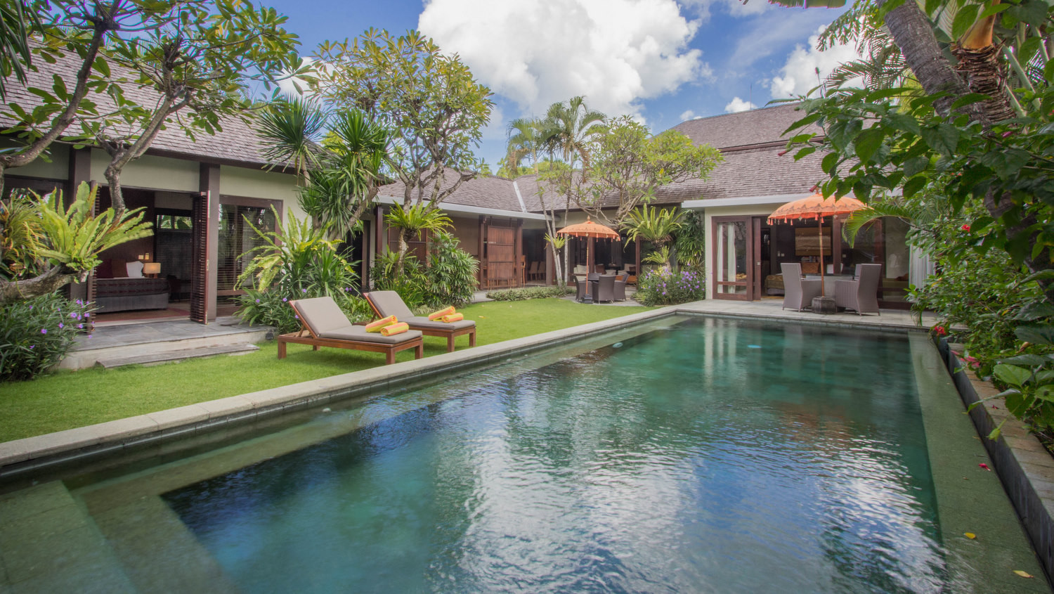 Chimera Villas in Seminyak, Bali - 8 bedrooms - Best Price Guarantee