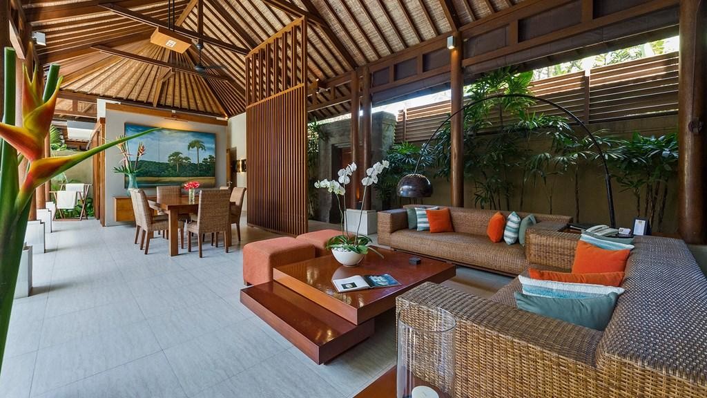 Lakshmi Villa Toba in Seminyak, Bali (2 bedrooms) - Best Price & Reviews!