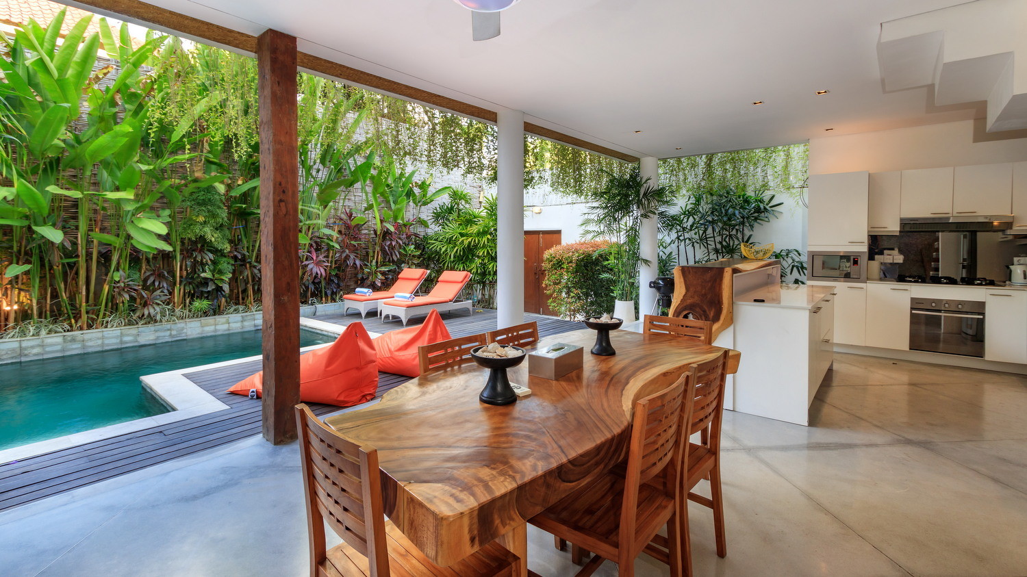 Villa Ace In Seminyak, Bali (2 Bedrooms) - Best Price & Reviews!