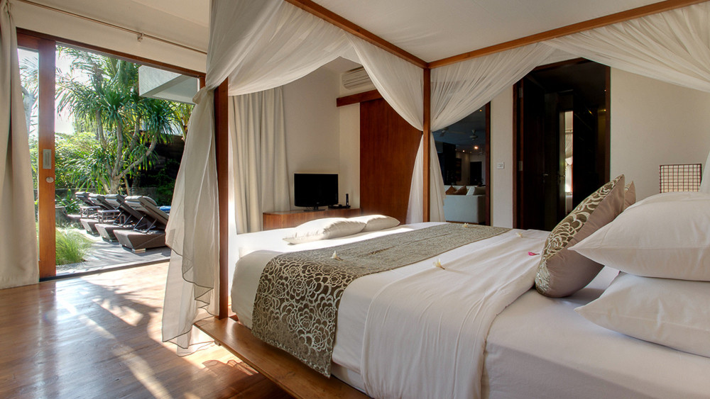 Villa Allu in Canggu, Bali (4 bedrooms) - Best Price & Reviews!