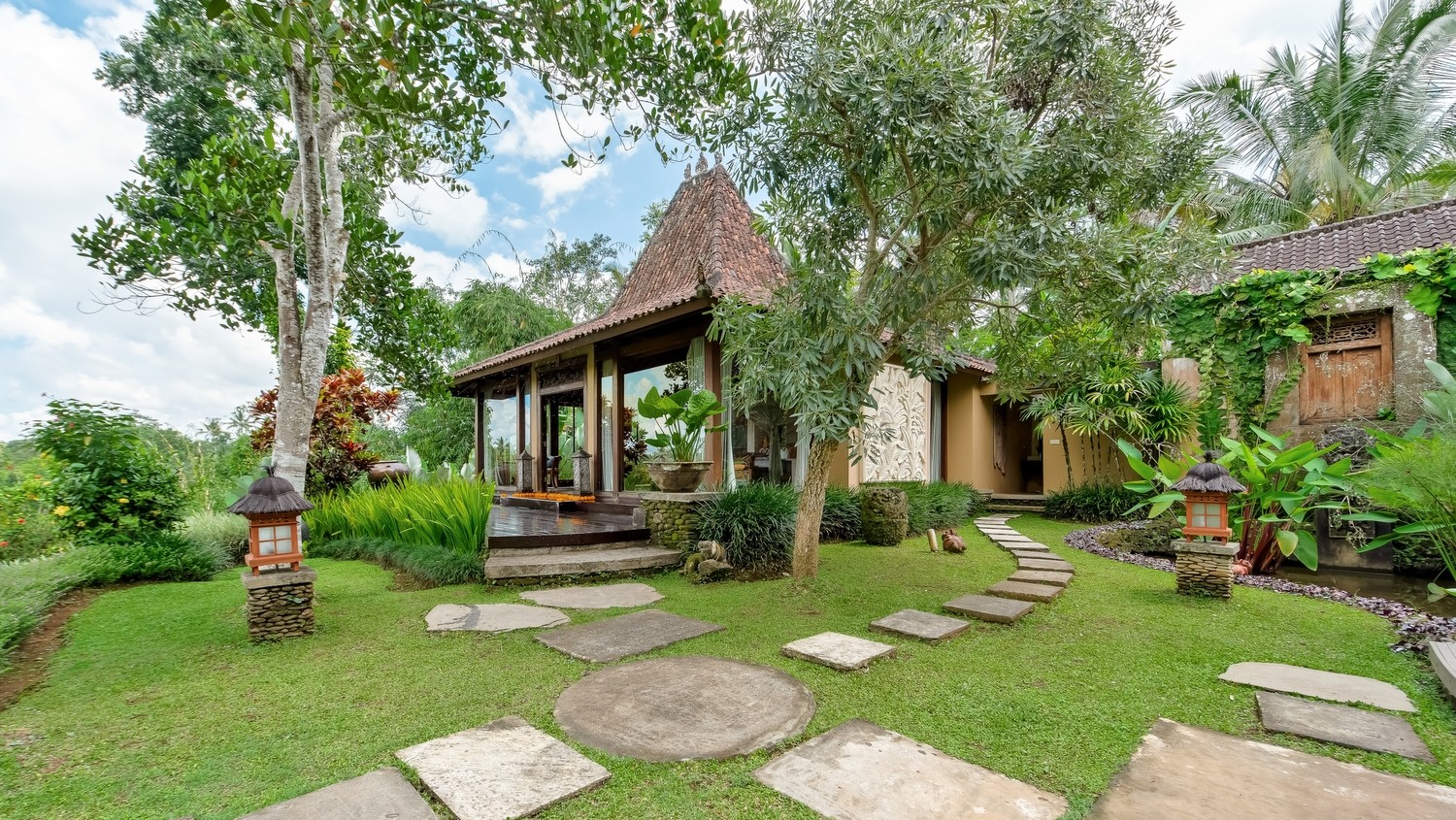 Villa Bodhi Ubud surroundings  Bali bedrooms  Best Price