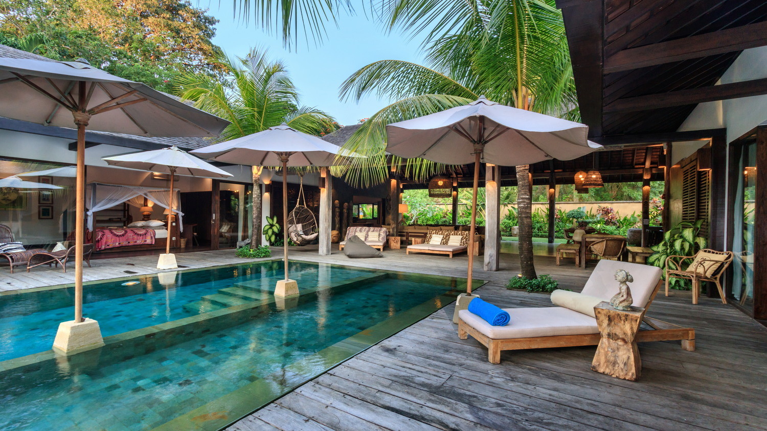 Villa Emile in Uluwatu, Bali - 5 bedrooms - Best Price Guarantee