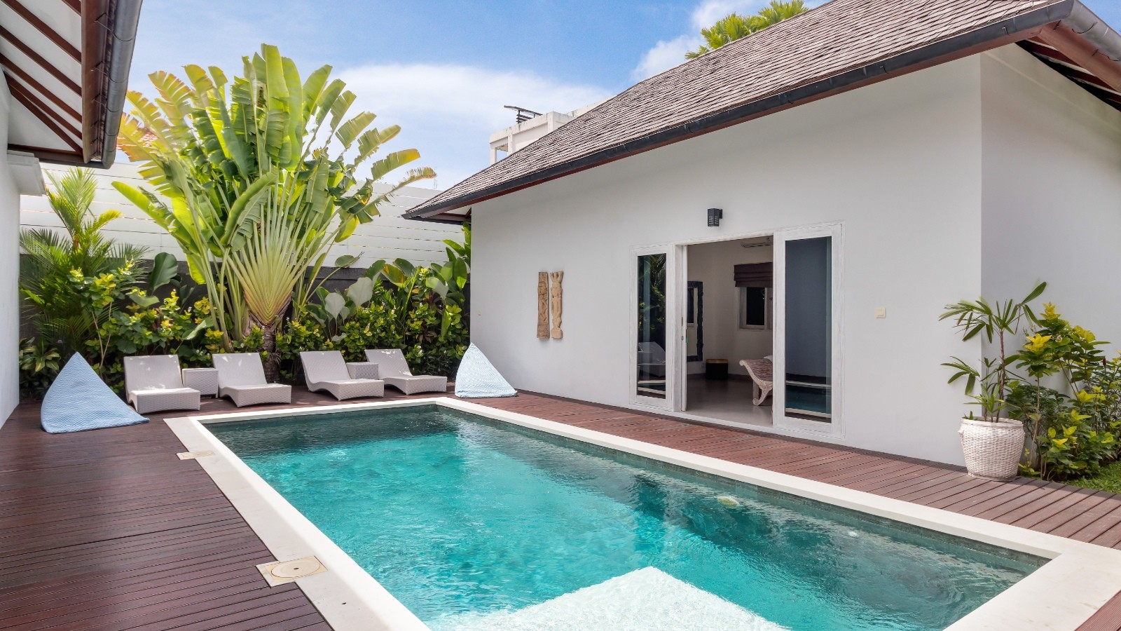 Villa Hiburan 2 in Seminyak, Bali - 3 bedrooms - Best Price Guarantee