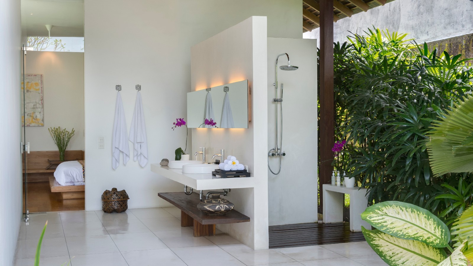 Villa Kavya In Canggu Bali 4 Bedrooms Best Price And Reviews