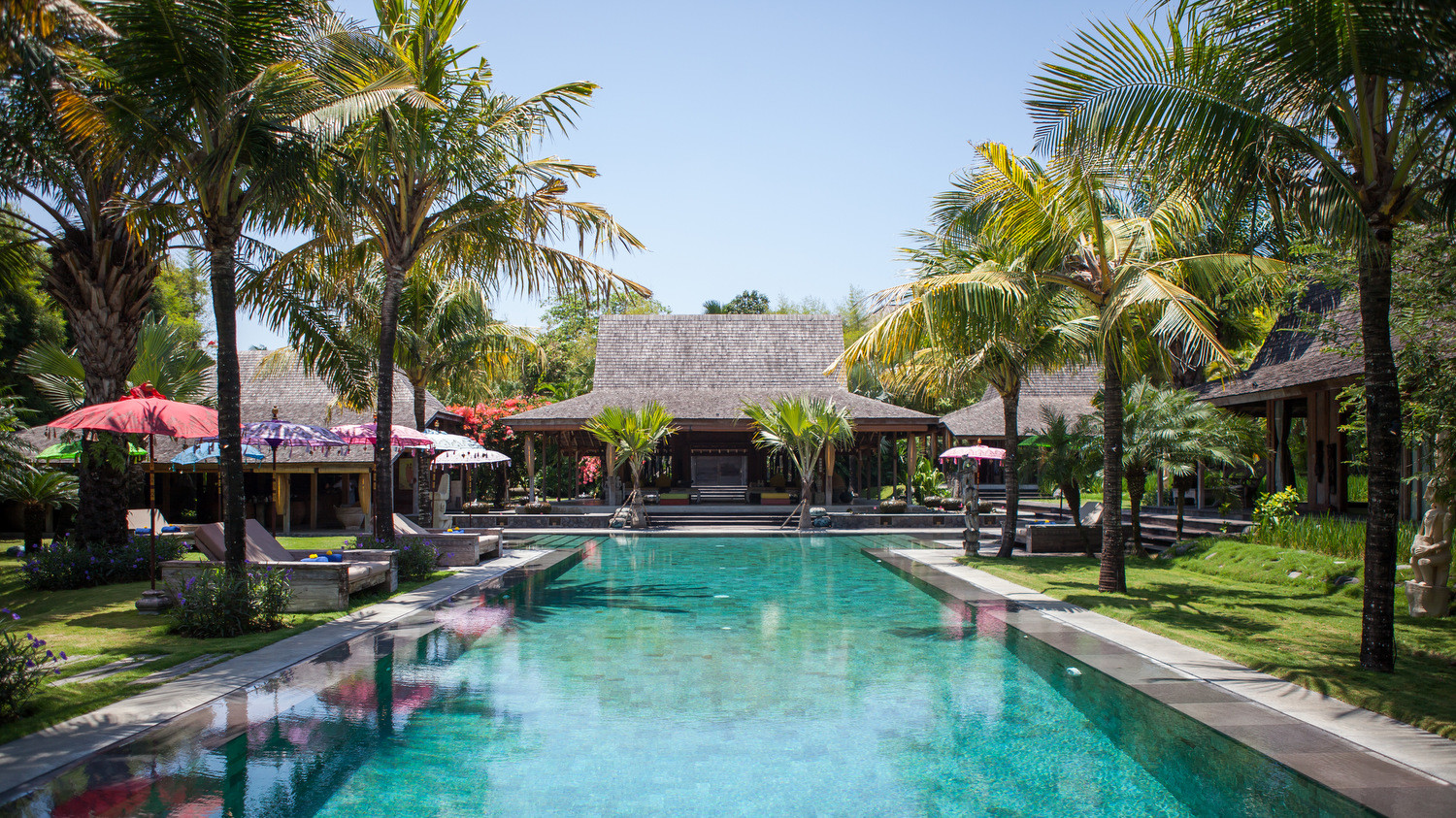 Villa Kayu  in Umalas Bali  5 bedrooms Best Price 