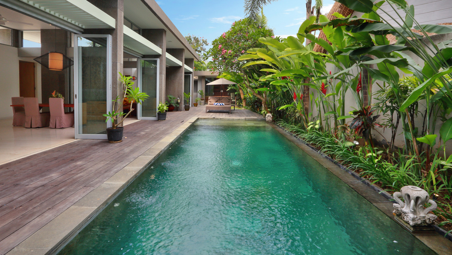 Villa Luna Aramanis In Seminyak, Bali (3 Bedrooms) - Best Price & Reviews!