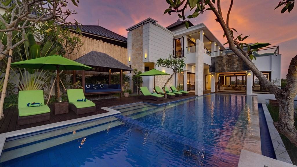 Villa Luwih in Canggu, Bali - 6 bedrooms - We Guarantee the Best Price