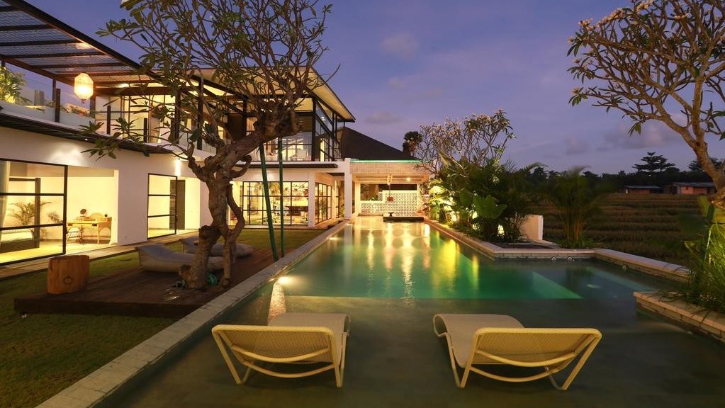 Villa Mandala House in Canggu, Bali - 5 bedrooms - We Guarantee the
