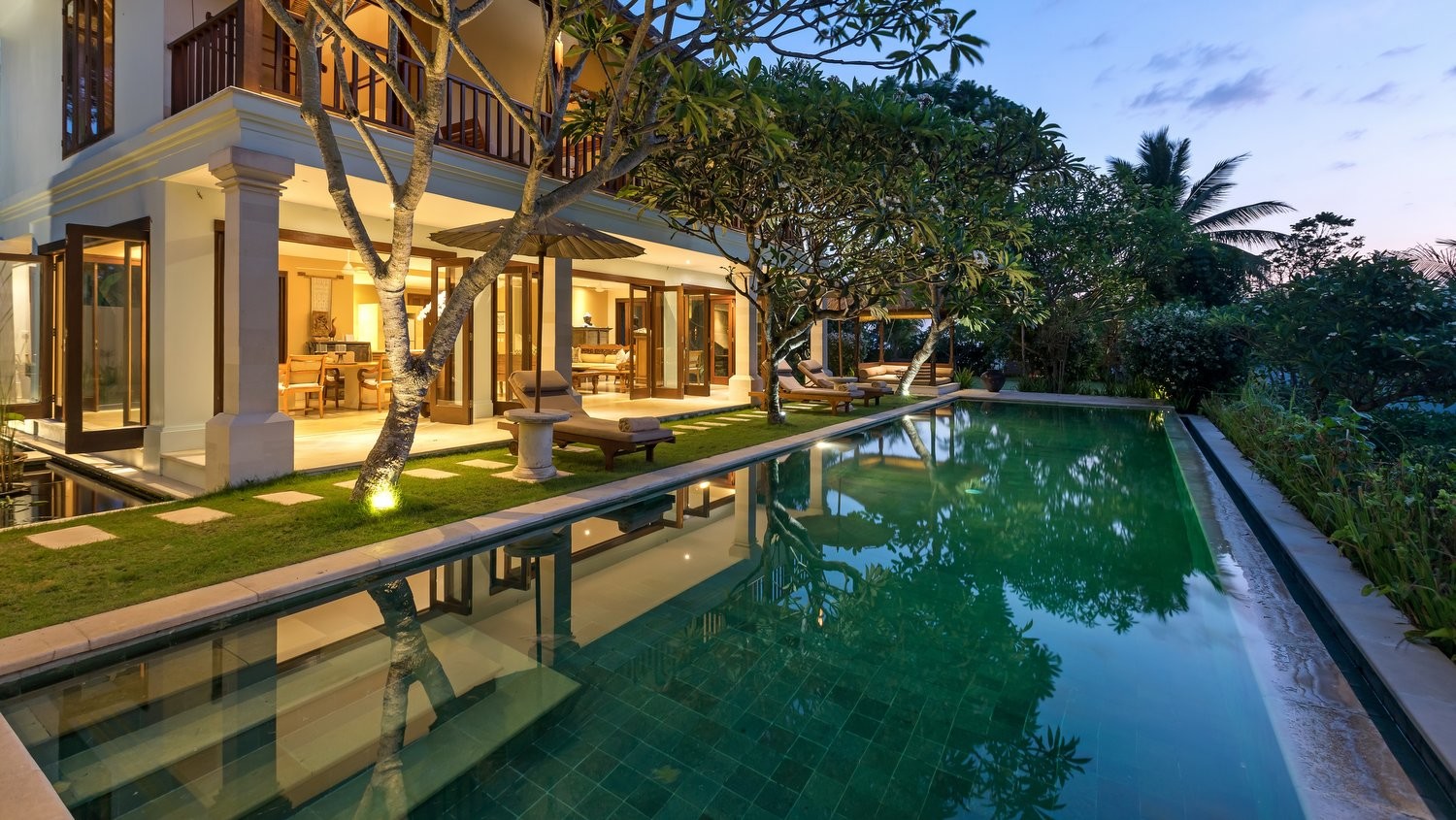 Villa Perle in Candidasa, Bali (3 bedrooms) - Best Price & Reviews!