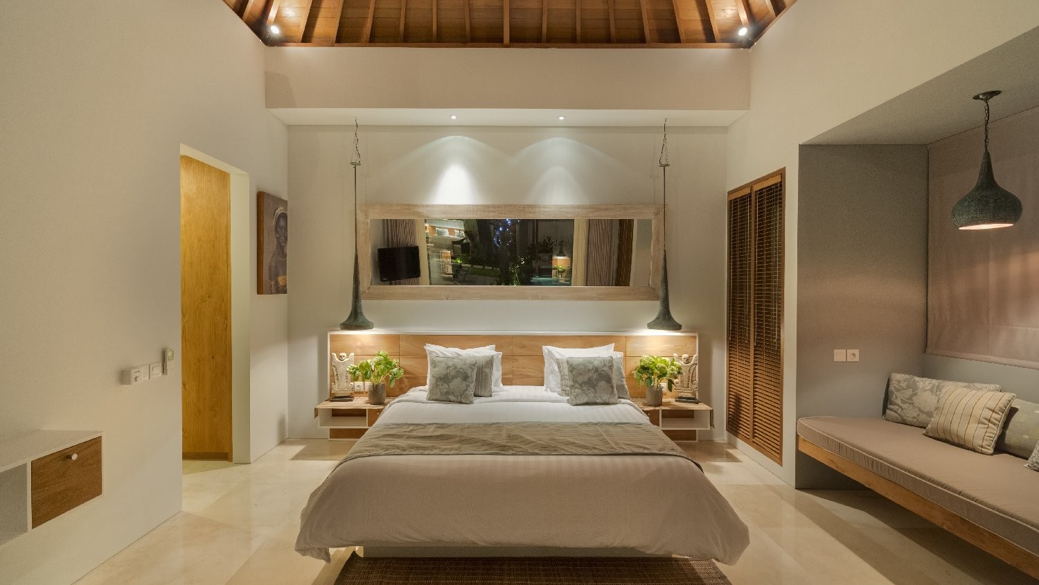 Villa Sanook in Seminyak, Bali (4 bedrooms) - Best Price & Reviews!