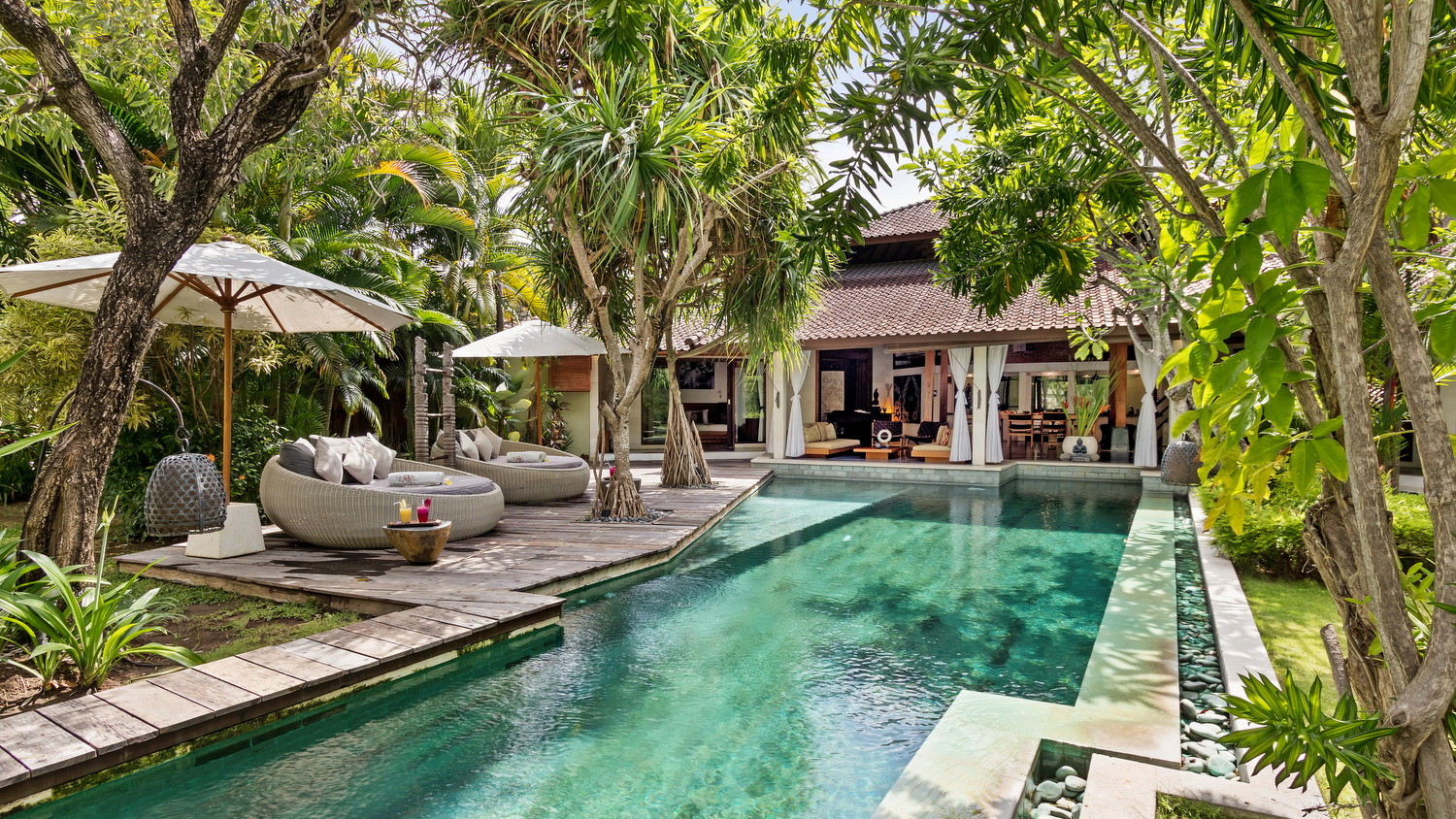 Villa Shantika in Seminyak, Bali (3 bedrooms) - Best Price & Reviews!