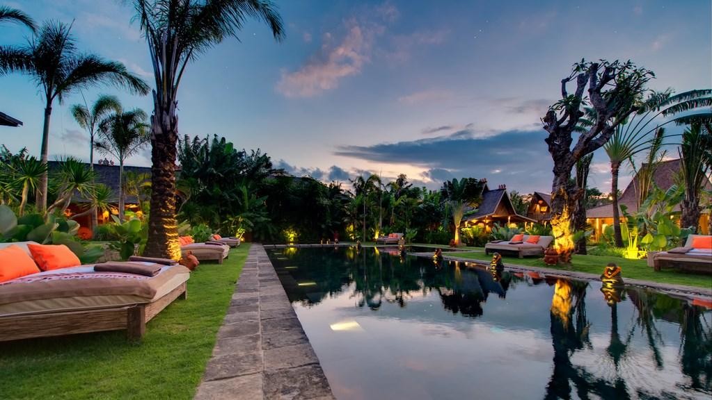 Villa Zelie in Canggu, Bali - 5 bedrooms - Best Price Guarantee